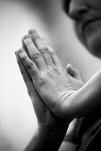 足が太いのは姿勢が悪いせい？原因を徹底解説！